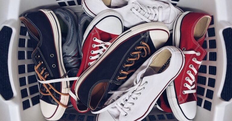 How To Shop For The Perfect Pair Of Shoes